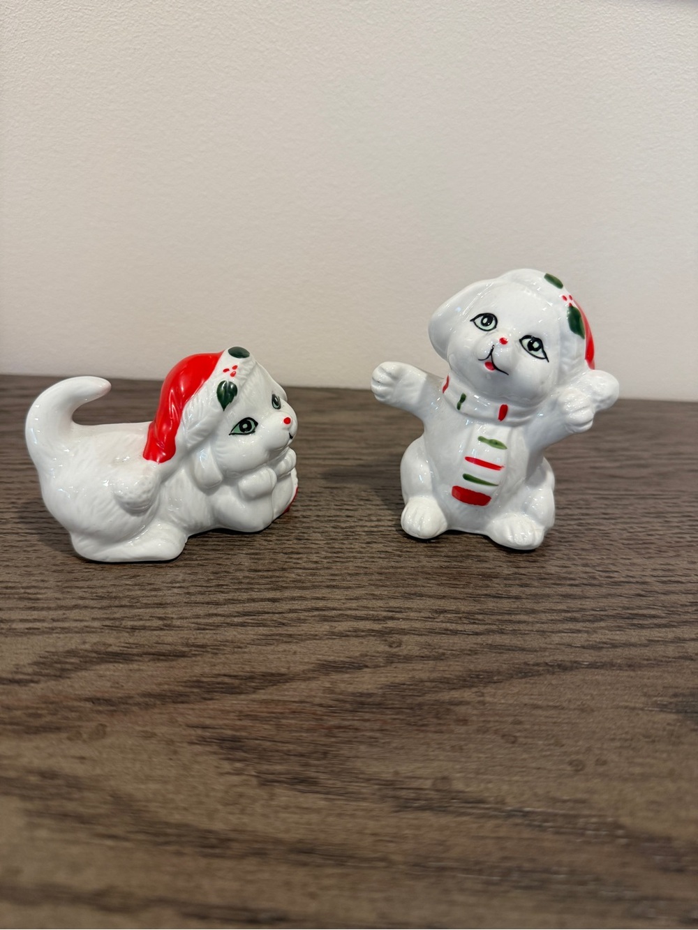 Vintage Christmas Holiday Puppies figurines